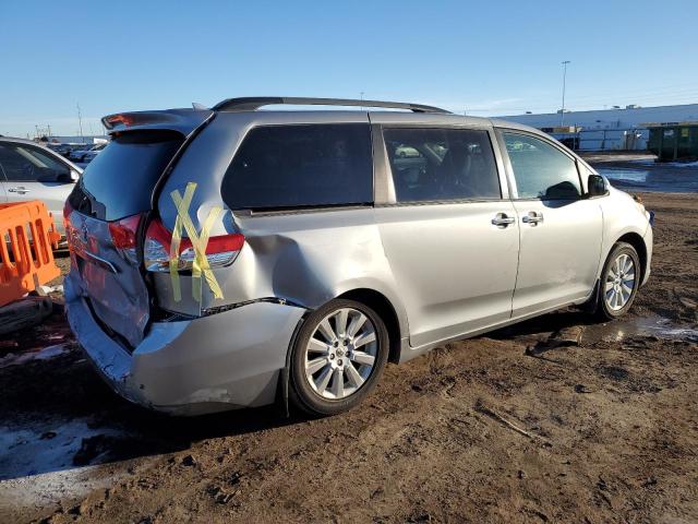 Photo 3 from auction – 2013 TOYOTA SIENNA XLE with VIN 5TDYK3DC9DS361913