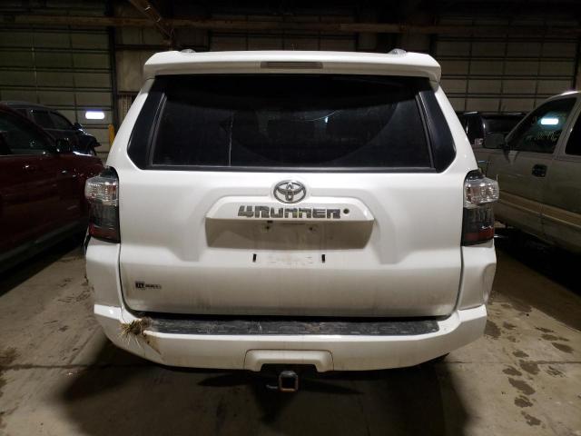 Photo 6 from auction – 2018 TOYOTA 4RUNNER SR with VIN JTEBU5JR9J5486721