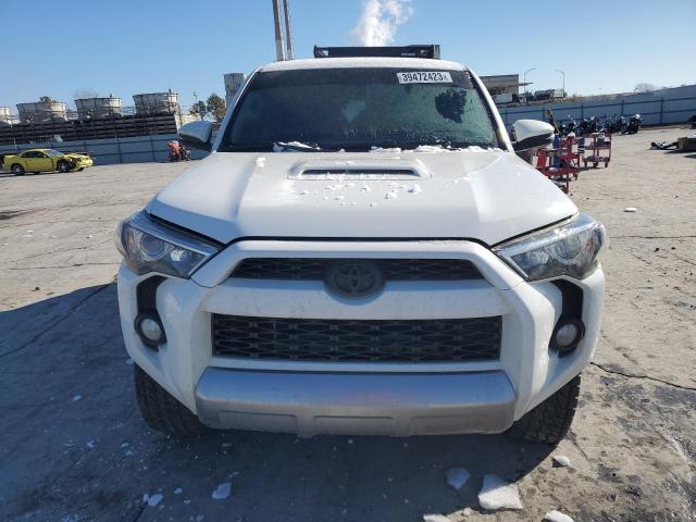 Photo 5 from auction – 2018 TOYOTA 4RUNNER SR with VIN JTEBU5JR9J5484273