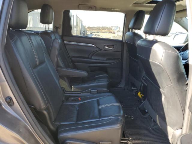 Photo 11 from auction – 2017 TOYOTA HIGHLANDER with VIN 5TDKZRFH9HS188803
