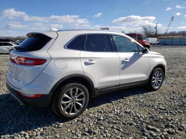 Photo 3 from auction – 2017 LINCOLN MKC SELECT with VIN 5LMCJ2D96HUL20354