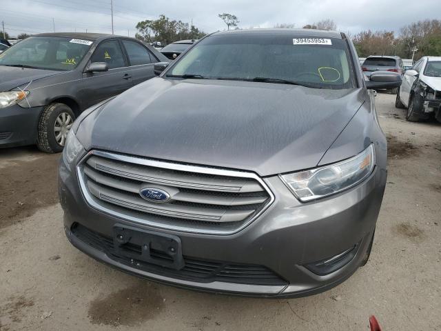 Photo 5 from auction – 2013 FORD TAURUS SEL with VIN 1FAHP2E81DG210019