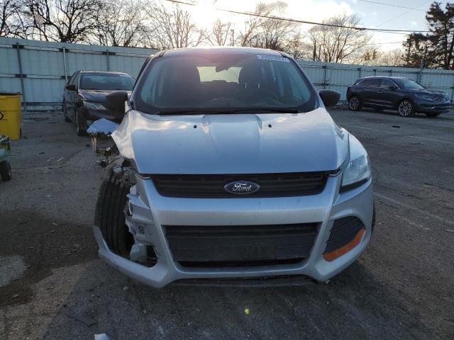 Photo 5 from auction – 2016 FORD ESCAPE S with VIN 1FMCU0F71GUB69268