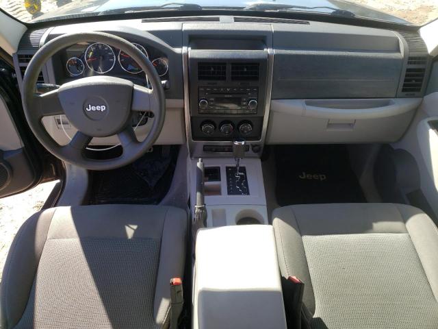 Photo 8 from auction – 2008 JEEP LIBERTY SP with VIN 1J8GP28K18W273719