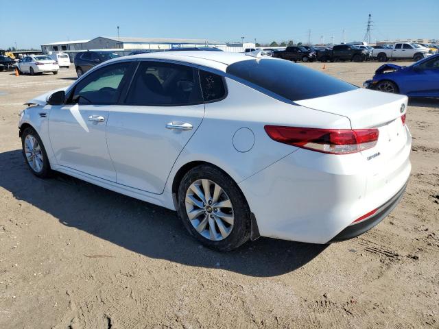 Photo 2 from auction – 2018 KIA OPTIMA LX with VIN 5XXGT4L38JG258673