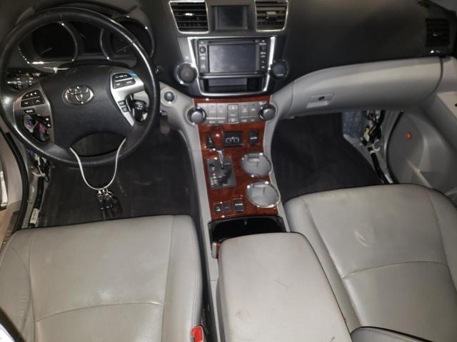 Фото 8 с аукциона – 2013 TOYOTA HIGHLANDER с VIN 5TDDK3EH3DS175955