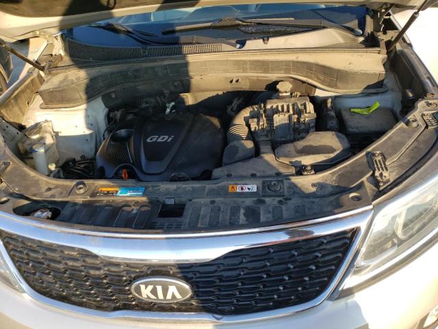Photo 11 from auction – 2014 KIA SORENTO LX with VIN 5XYKT3A69EG473787