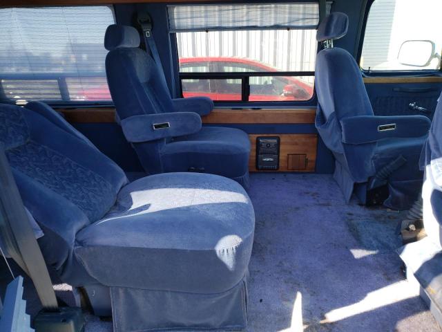 Photo 11 from auction – 1995 CHEVROLET G20 with VIN 1GBEG25K6SF121739