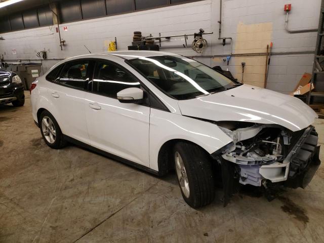 Photo 4 from auction – 2014 FORD FOCUS SE with VIN 1FADP3F29EL404126