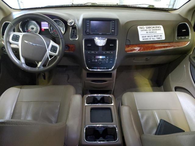 Photo 8 from auction – 2016 CHRYSLER TOWN & COU with VIN 2C4RC1BG6GR148300