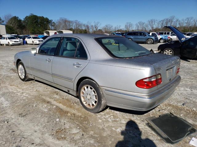 Photo 2 from auction – 2000 MERCEDES-BENZ E 320 with VIN WDBJF65J2YB119299