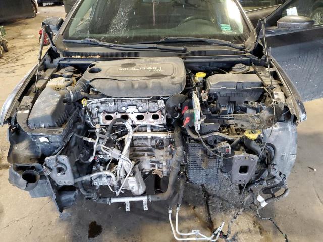 Photo 11 from auction – 2015 CHRYSLER 200 LIMITE with VIN 1C3CCCAB5FN636760