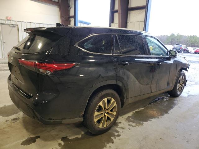 Photo 3 from auction – 2022 TOYOTA HIGHLANDER with VIN 5TDGZRAH4NS103441
