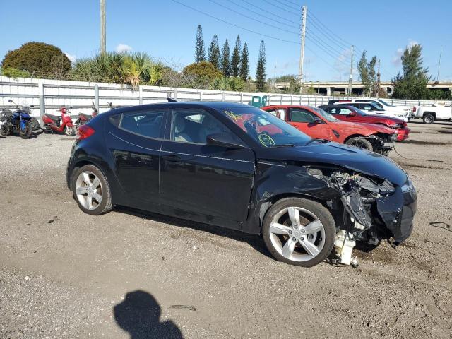 Photo 4 from auction – 2013 HYUNDAI VELOSTER with VIN KMHTC6AD6DU149306