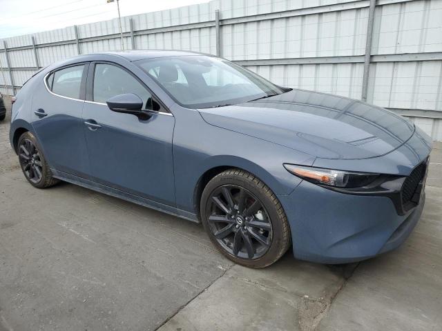 Photo 4 from auction – 2020 MAZDA 3 PREMIUM with VIN JM1BPANM1L1155984