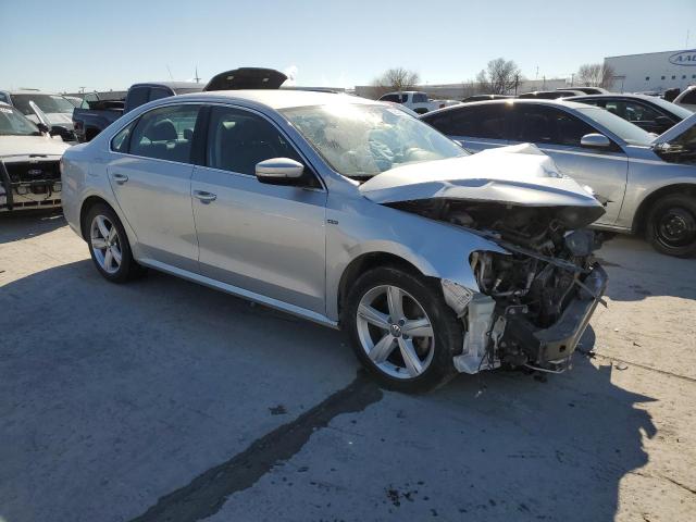 Photo 4 from auction – 2015 VOLKSWAGEN PASSAT S with VIN 1VWAS7A34FC109338