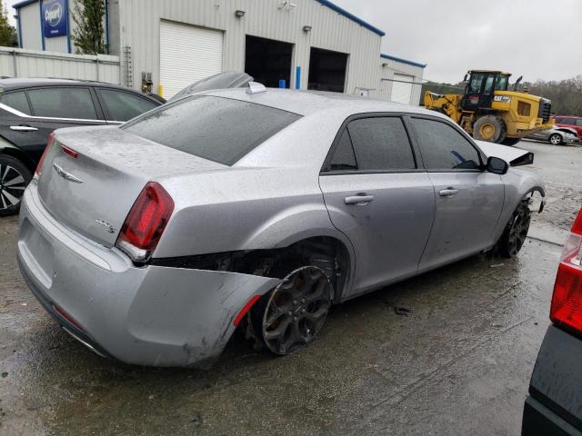 Photo 3 from auction – 2016 CHRYSLER 300 S with VIN 2C3CCAGG8GH321372