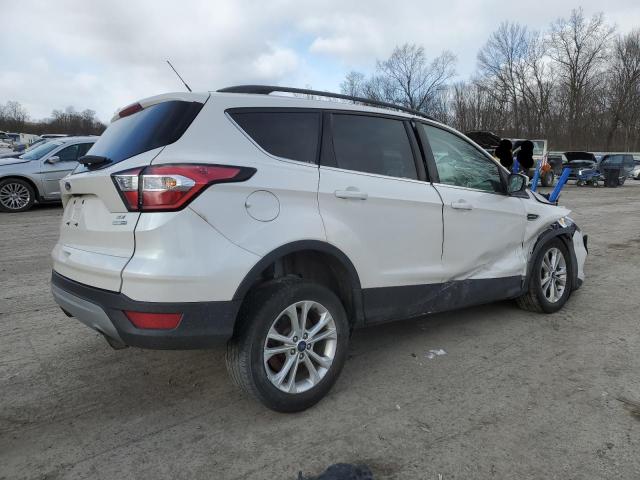 Photo 3 from auction – 2018 FORD ESCAPE SE with VIN 1FMCU9GD1JUD53514