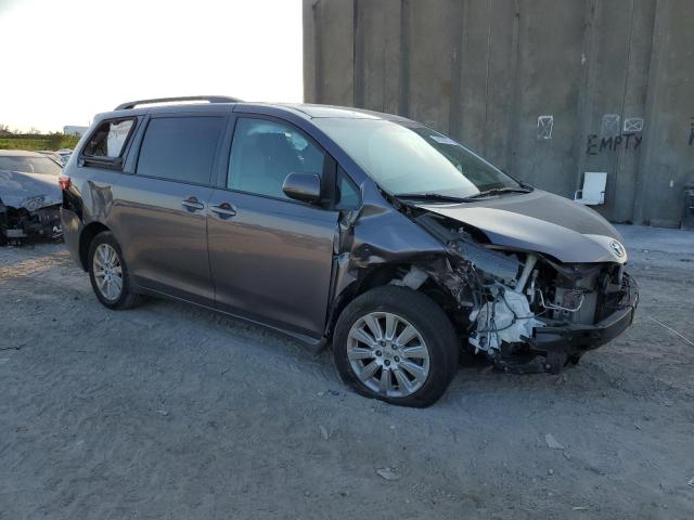 Photo 4 from auction – 2015 TOYOTA SIENNA LE with VIN 5TDJK3DC2FS117962