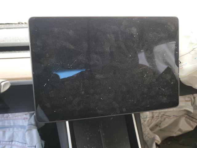 Photo 9 from auction – 2019 TESLA MODEL 3 with VIN 5YJ3E1EB8KF384354