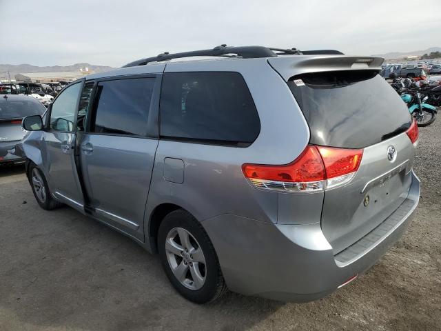 Photo 2 from auction – 2013 TOYOTA SIENNA LE with VIN 5TDKK3DC8DS340122