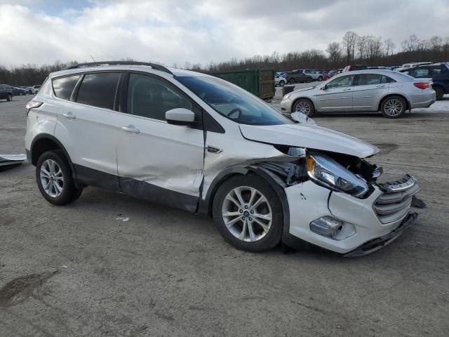 Photo 4 from auction – 2018 FORD ESCAPE SE with VIN 1FMCU9GD1JUD53514