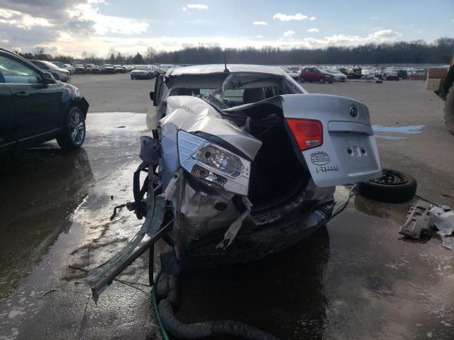 Photo 6 from auction – 2010 KIA FORTE with VIN KNAFU4A21A5173517