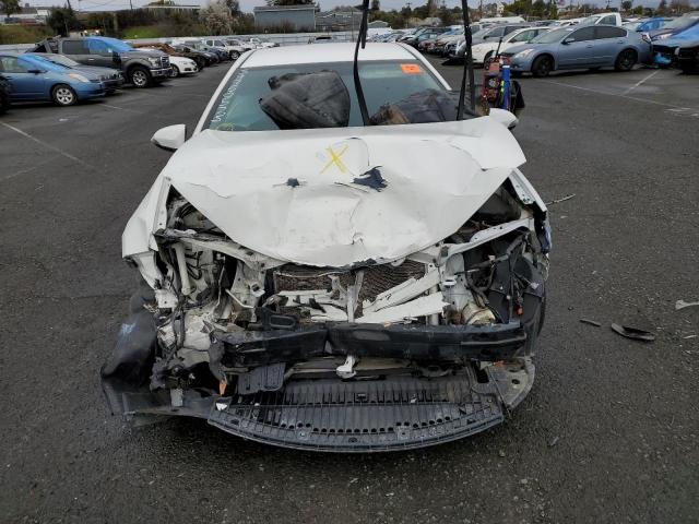 Photo 5 from auction – 2014 TOYOTA COROLLA L with VIN 5YFBURHE1EP041882