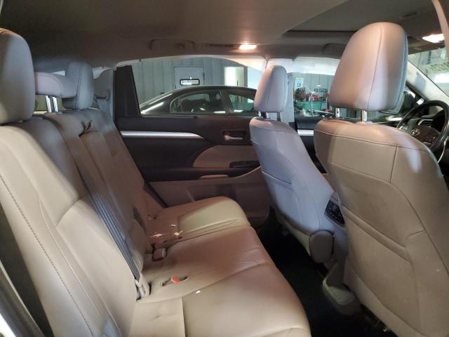 Photo 11 from auction – 2015 TOYOTA HIGHLANDER with VIN 5TDJKRFH5FS196748