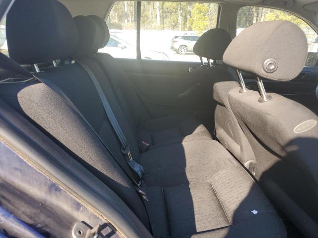 Photo 10 from auction – 2006 VOLKSWAGEN GOLF GL with VIN 9BWFL61JX64008643
