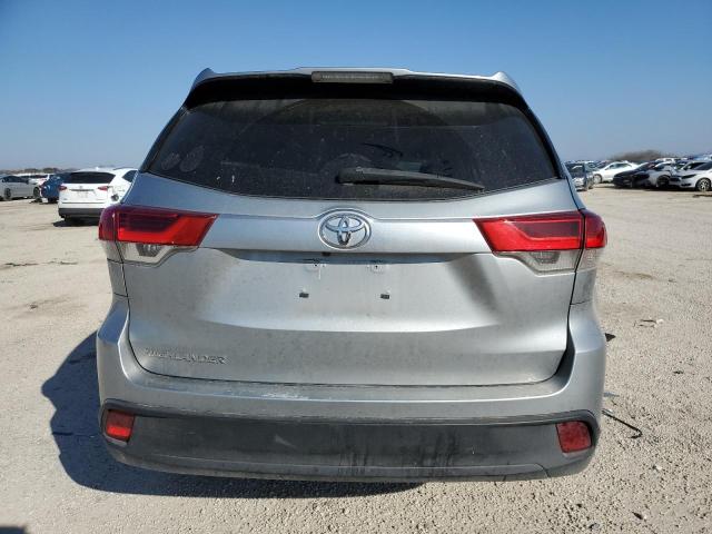 Photo 6 from auction – 2019 TOYOTA HIGHLANDER with VIN 5TDZZRFH4KS295182