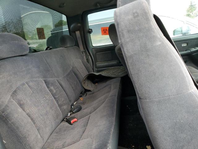 Photo 10 from auction – 2001 CHEVROLET SILVERADO with VIN 1GCEC19T41E234923