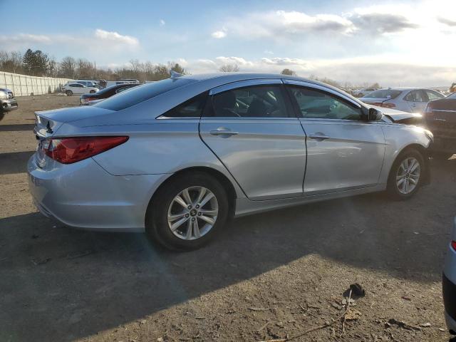 Photo 3 from auction – 2011 HYUNDAI SONATA GLS with VIN 5NPEB4AC2BH075630
