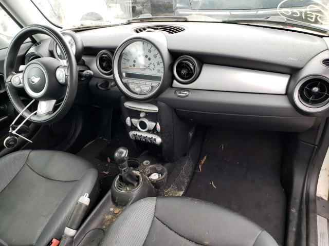 Photo 8 from auction – 2009 MINI COOPER with VIN WMWMF33599TW71099