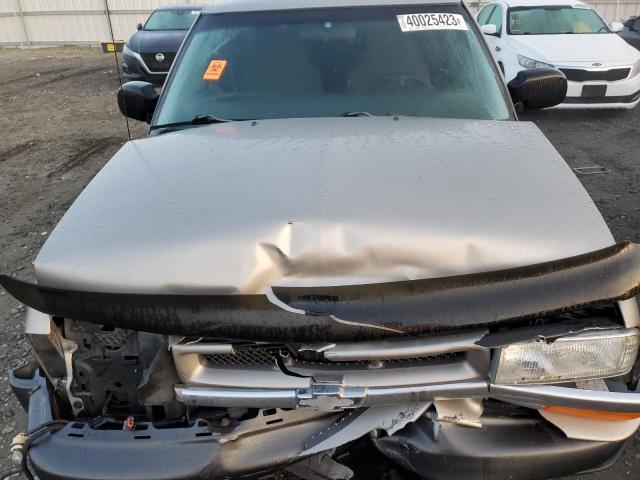 Photo 11 from auction – 2002 CHEVROLET BLAZER with VIN 1GNCT18W32K144546