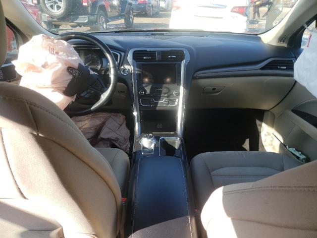 Photo 8 from auction – 2019 FORD FUSION with VIN 3FA6P0LU0KR205704