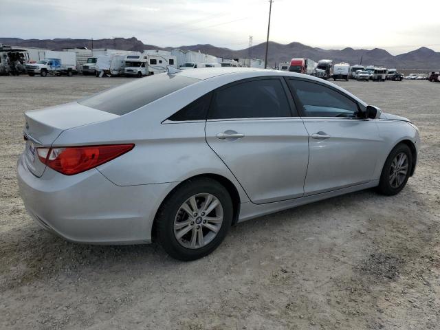 Photo 3 from auction – 2013 HYUNDAI SONATA GLS with VIN 5NPEB4AC2DH760682
