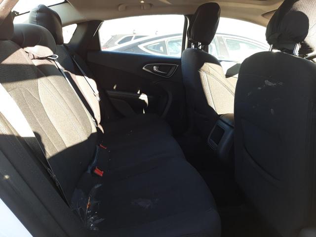 Photo 10 from auction – 2015 CHRYSLER 200 LIMITE with VIN 1C3CCCAB8FN632928