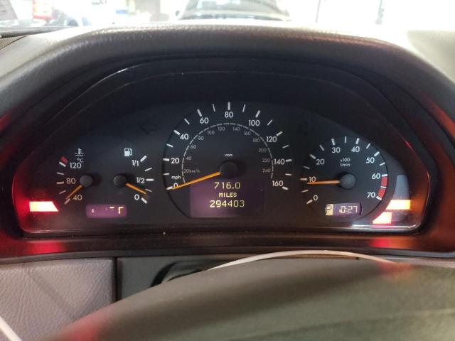 Photo 9 from auction – 2000 MERCEDES-BENZ E 320 with VIN WDBJF65J7YB079155