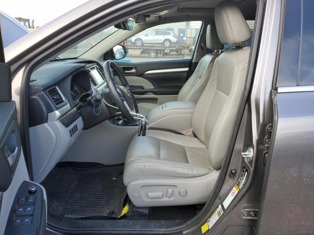 Photo 7 from auction – 2017 TOYOTA HIGHLANDER with VIN 5TDJZRFH5HS479603