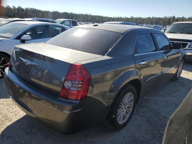 Photo 3 from auction – 2010 CHRYSLER 300 TOURIN with VIN 2C3CA5CV0AH192861