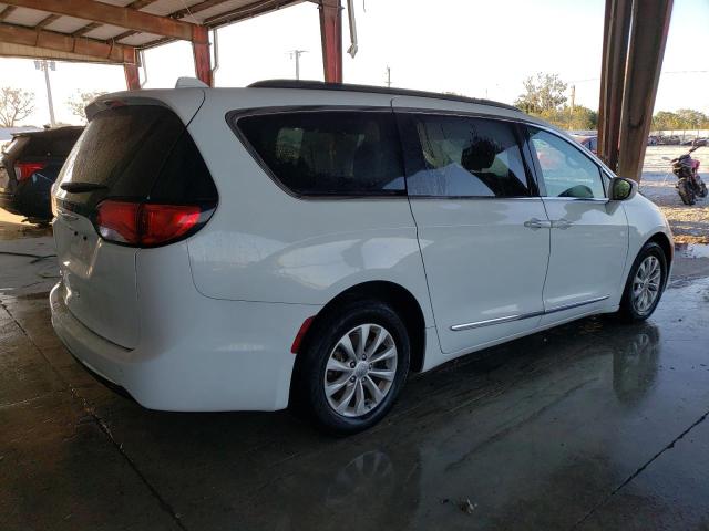 Photo 3 from auction – 2017 CHRYSLER PACIFICA T with VIN 2C4RC1BG5HR591068