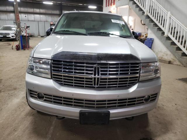 Photo 5 from auction – 2011 LINCOLN NAVIGATOR with VIN 5LMJJ2J56BEJ06443