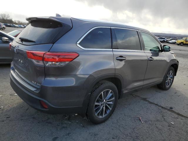 Photo 3 from auction – 2017 TOYOTA HIGHLANDER with VIN 5TDJZRFH5HS479603
