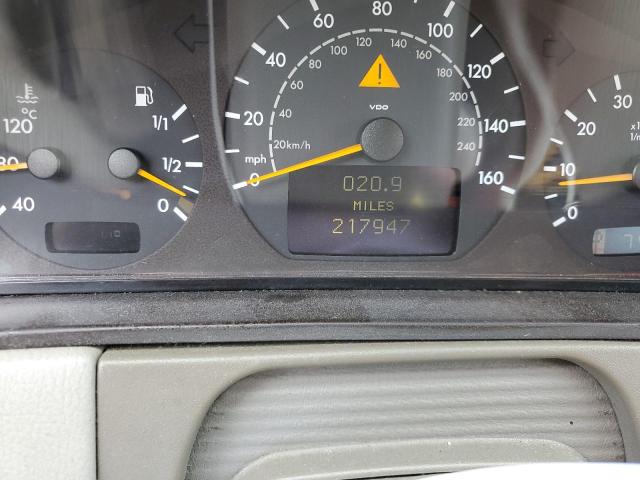 Photo 9 from auction – 2002 MERCEDES-BENZ E 320 with VIN WDBJF65J52B484180