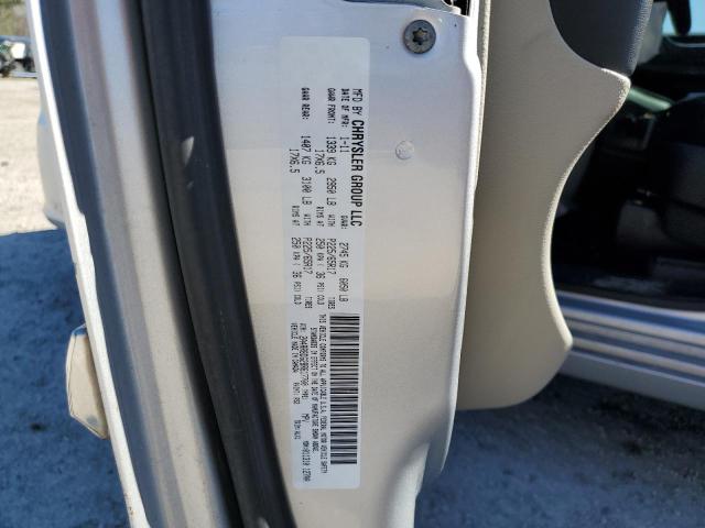 Photo 14 from auction – 2011 CHRYSLER TOWN & COU with VIN 2A4RR8DG2BR617700