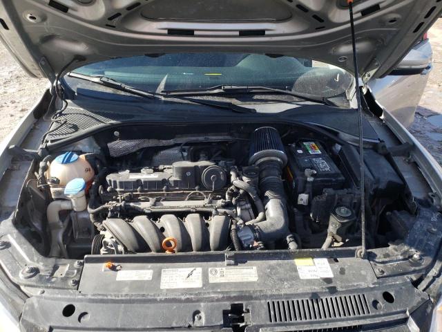 Photo 11 from auction – 2013 VOLKSWAGEN PASSAT S with VIN 1VWAP7A31DC021300