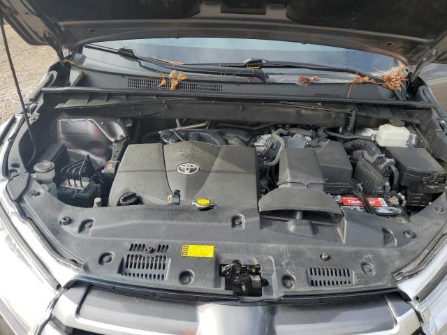 Photo 12 from auction – 2017 TOYOTA HIGHLANDER with VIN 5TDKZRFH2HS520502