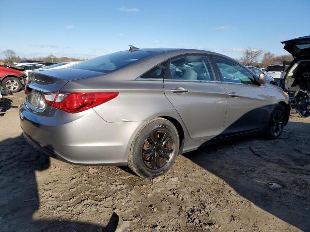 Photo 3 from auction – 2012 HYUNDAI SONATA GLS with VIN 5NPEB4AC2CH464396