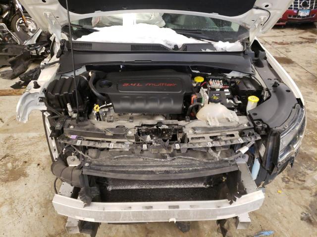 Photo 11 from auction – 2018 JEEP COMPASS LA with VIN 3C4NJDBB0JT400508